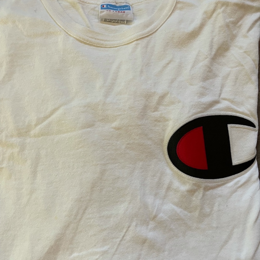 Men’s preowned Champion Shirt - Picture 4 of 4